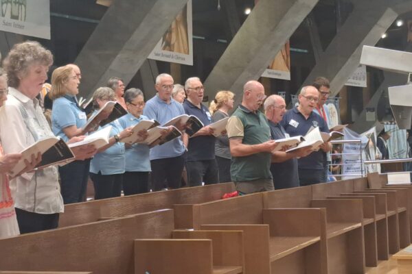 coro misa internacional 2026